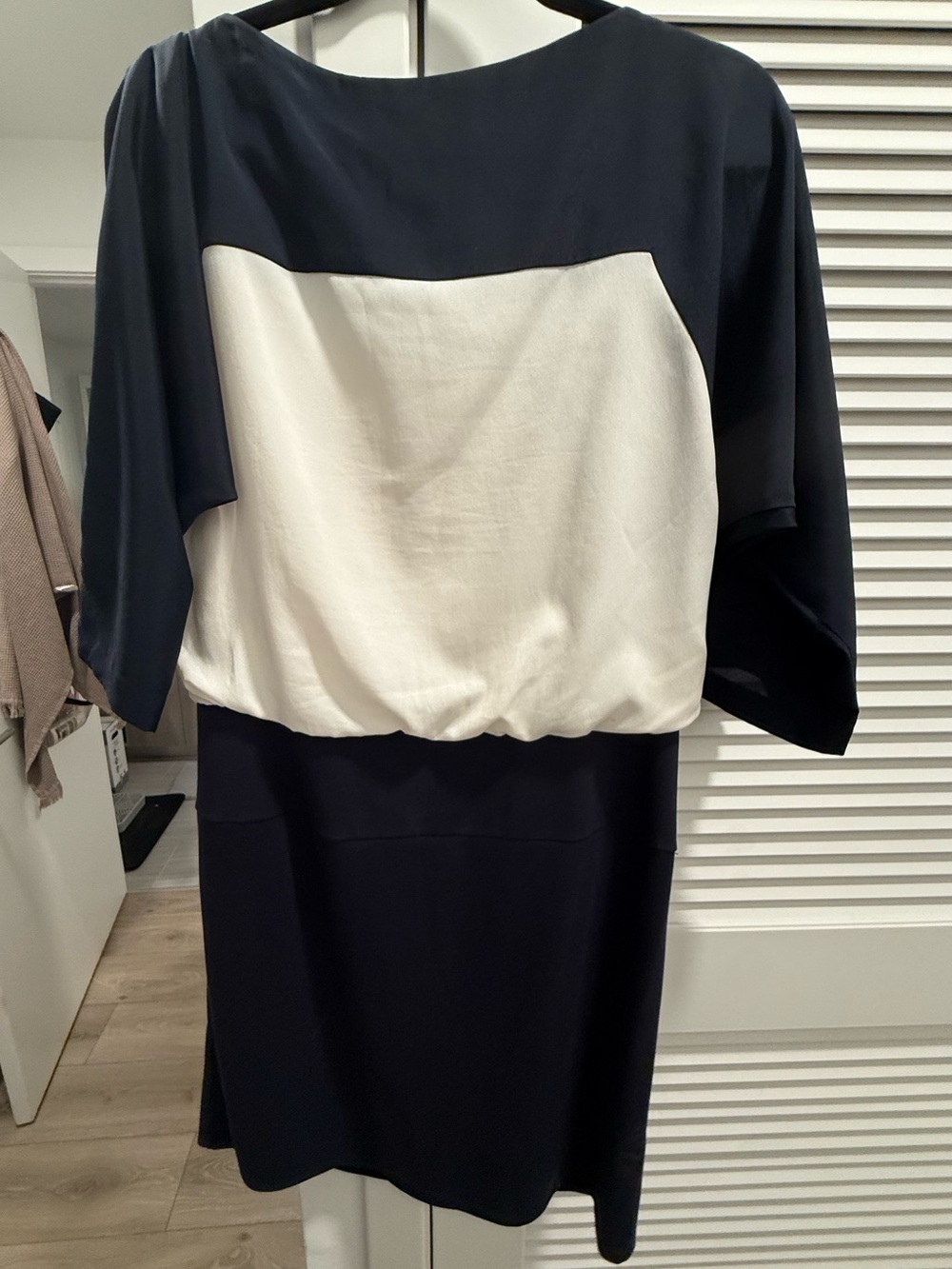 Loft by Ann Taylor Navy and Cream Women’s Dress